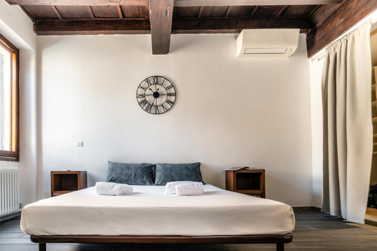 Ponte Postumio Apartment เวโรนา ภายนอก รูปภาพ