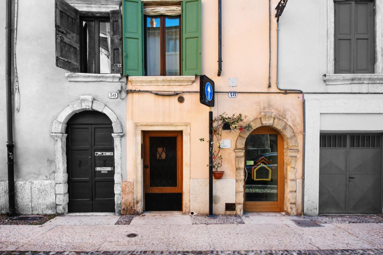 Ponte Postumio Apartment เวโรนา ภายนอก รูปภาพ
