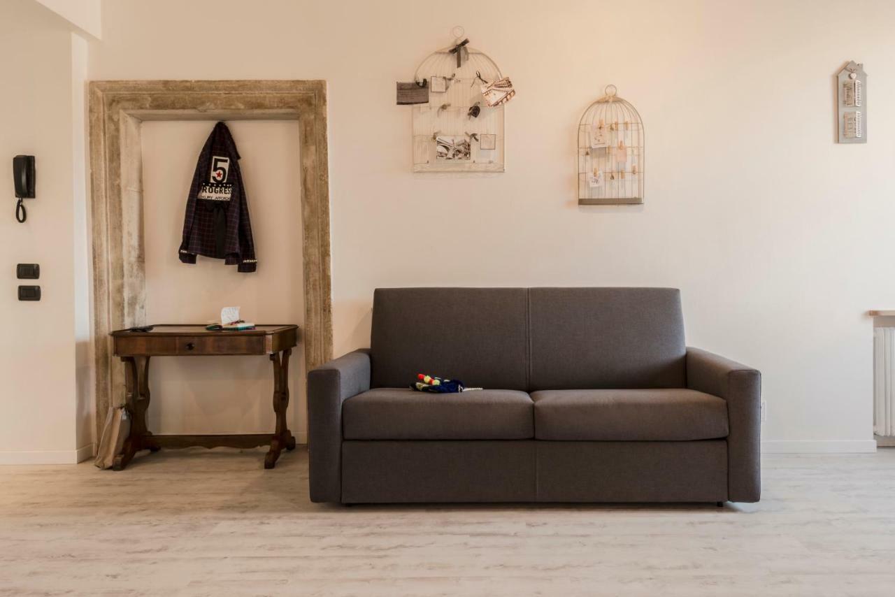 Ponte Postumio Apartment เวโรนา ภายนอก รูปภาพ